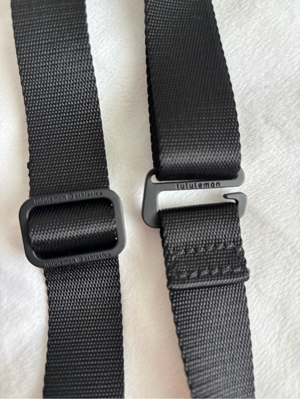 Lululemon Go Lightly Belt Bag Chakra Print Alpine White Black EUC - Picture 5 of 14